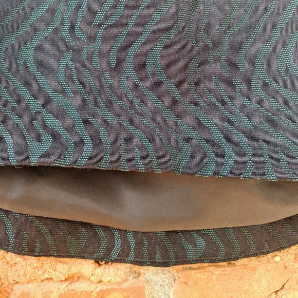 H&M Structured Tiger-Stripe Top - Picture 5 of 5